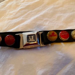 Pop bottle belt